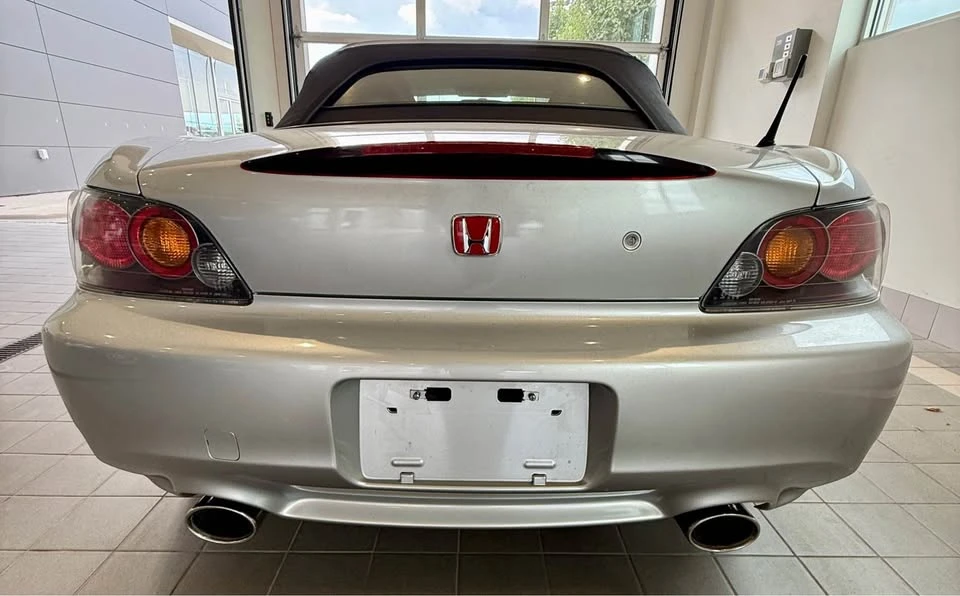 2005 Honda AP2 S2000 - Image 5 of 5