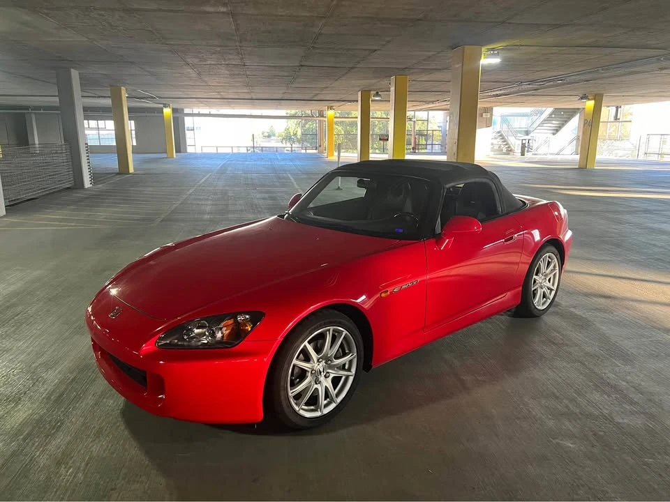 2005 Honda AP2 S2000 - Image 2 of 10