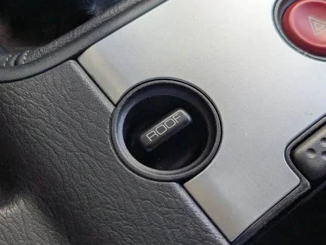 2005 Honda AP2 S2000 - Image 16 of 20