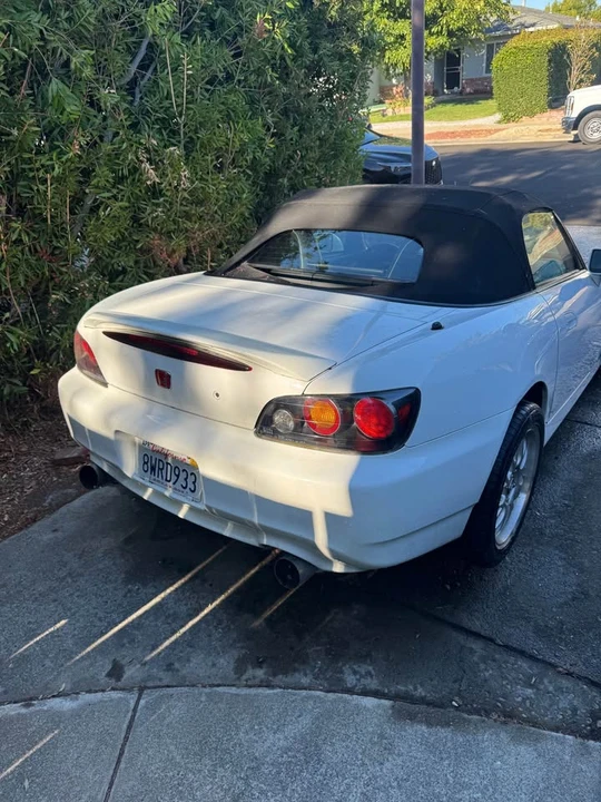 2005 Honda AP2 S2000 - Image 5 of 8