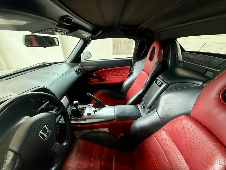 2005 Honda AP2 S2000 - Image 3 of 5