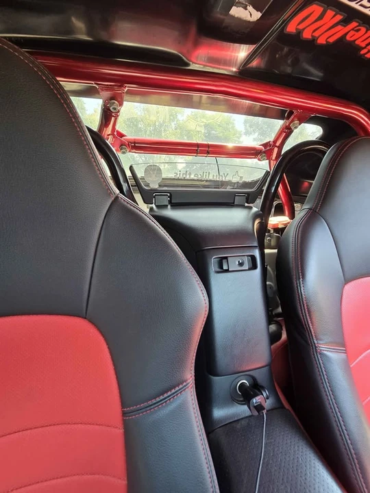 2005 Honda AP2 S2000 - Image 13 of 15