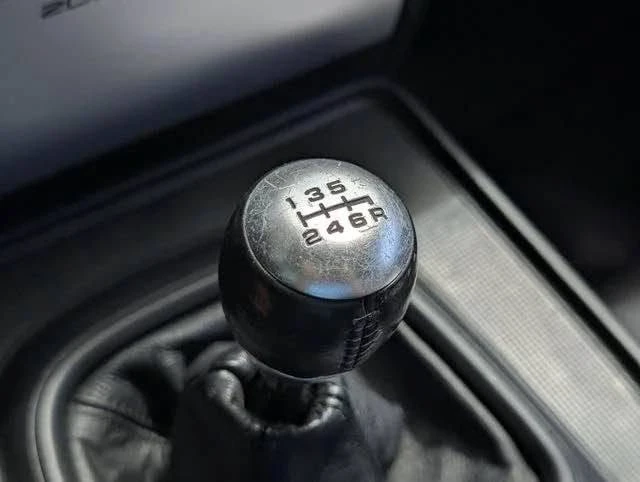 2005 Honda AP2 S2000 - Image 15 of 20