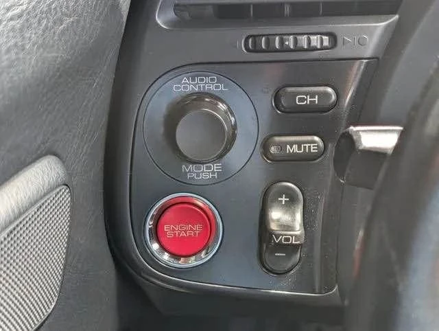 2005 Honda AP2 S2000 - Image 12 of 20