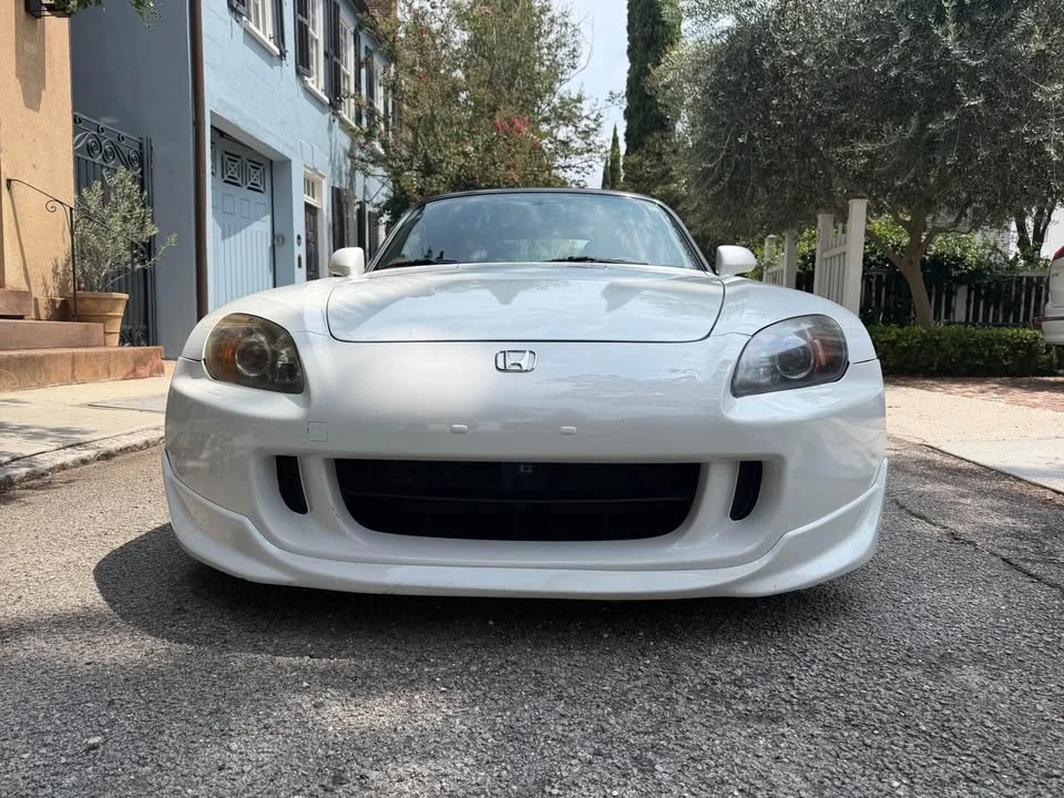 2005 Honda AP2 S2000 - Image 2 of 20