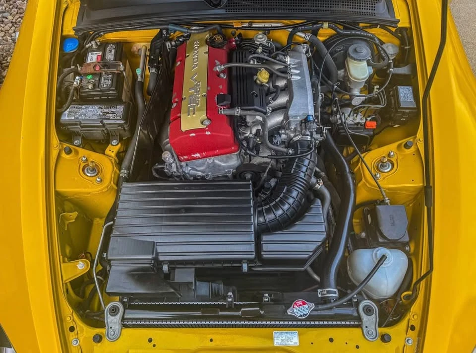 2005 Honda AP2 S2000 - Image 2 of 9