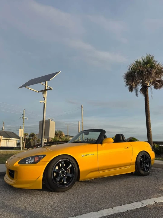 2005 Honda AP2 S2000 - Image 2 of 20