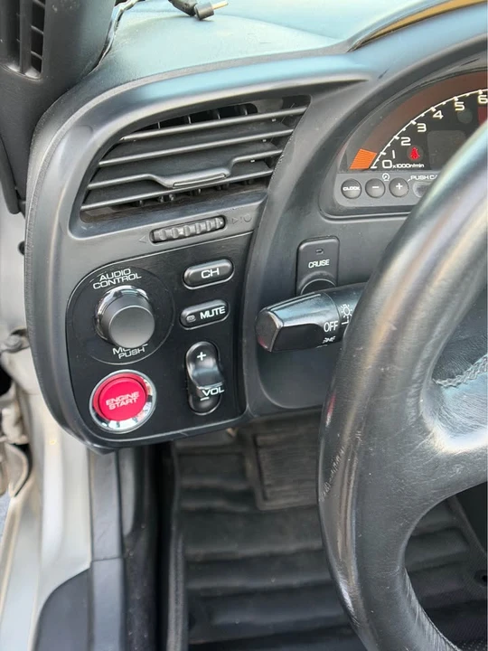 2005 Honda AP2 S2000 - Image 12 of 17