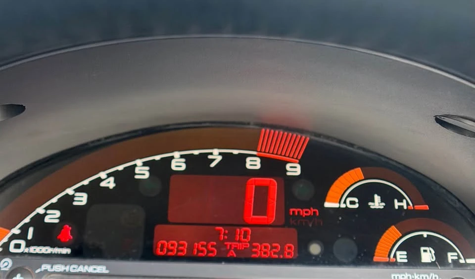 2005 Honda AP2 S2000 - Image 13 of 17