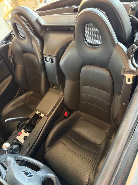 2005 Honda AP2 S2000 - Image 17 of 19