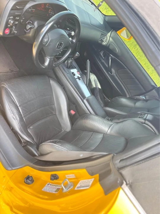 2005 Honda AP2 S2000 - Image 9 of 12