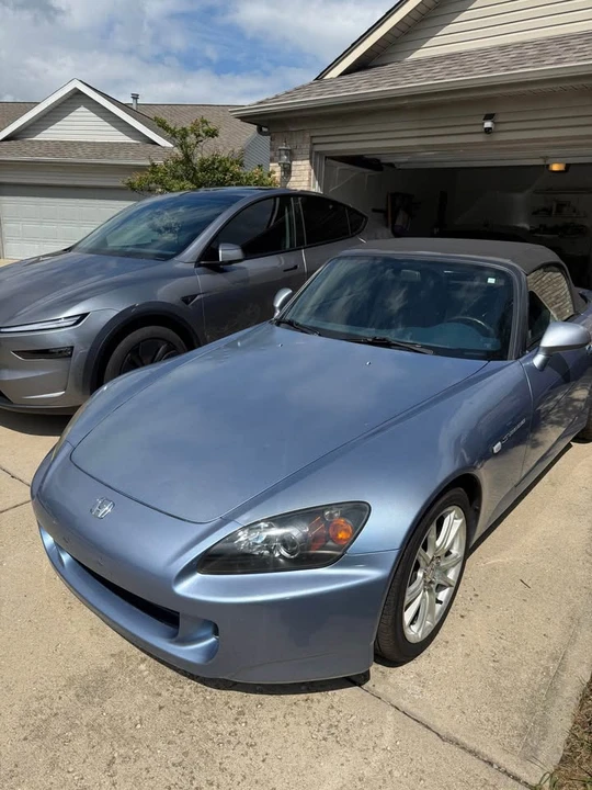 2005 Honda AP2 S2000 - Image 2 of 13