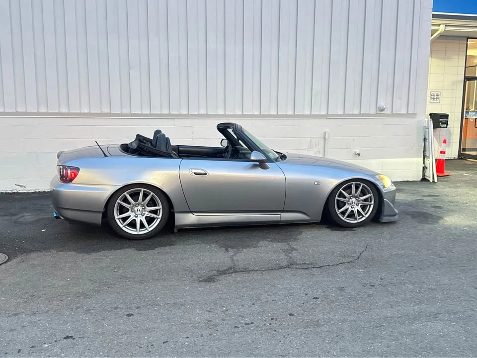 2005 Honda AP2 S2000 - Image 2 of 2