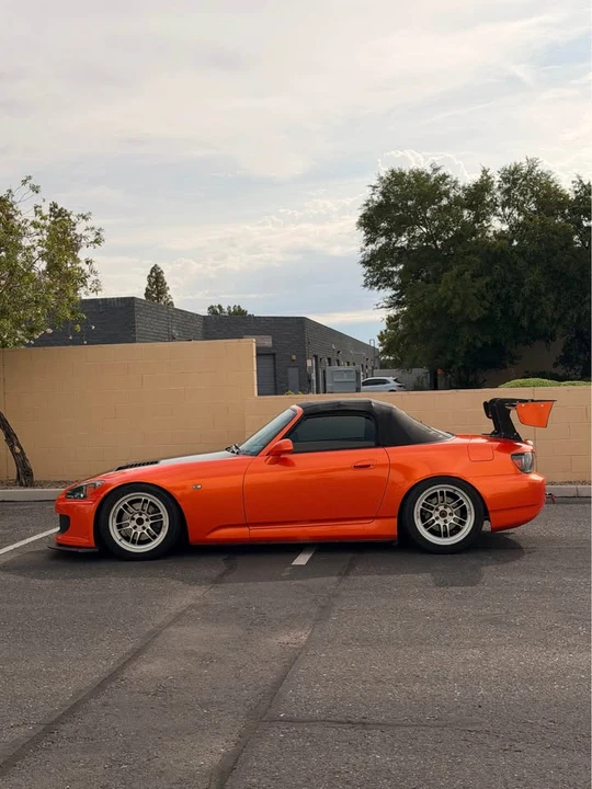 2005 Honda AP2 S2000 - Image 2 of 12