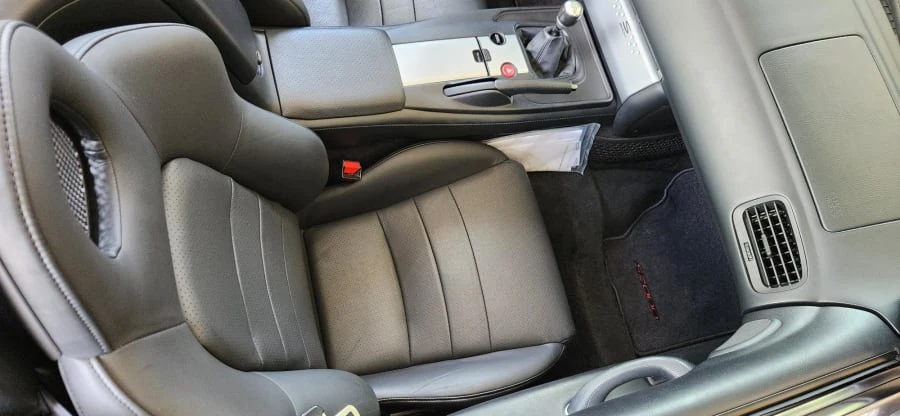 2005 Honda AP2 S2000 - Image 5 of 8