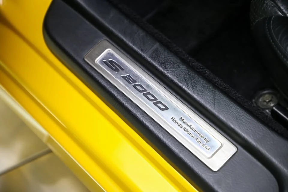 2005 Honda AP2 S2000 - Image 18 of 20
