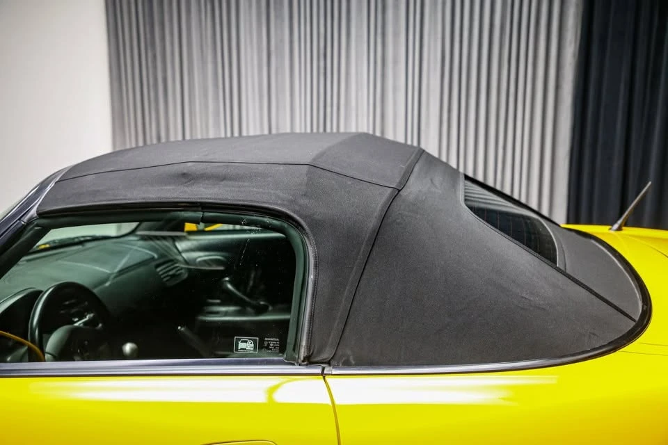 2005 Honda AP2 S2000 - Image 15 of 20