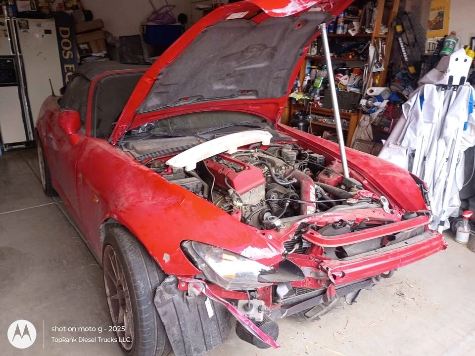 2005 Honda AP2 S2000 - Image 2 of 11
