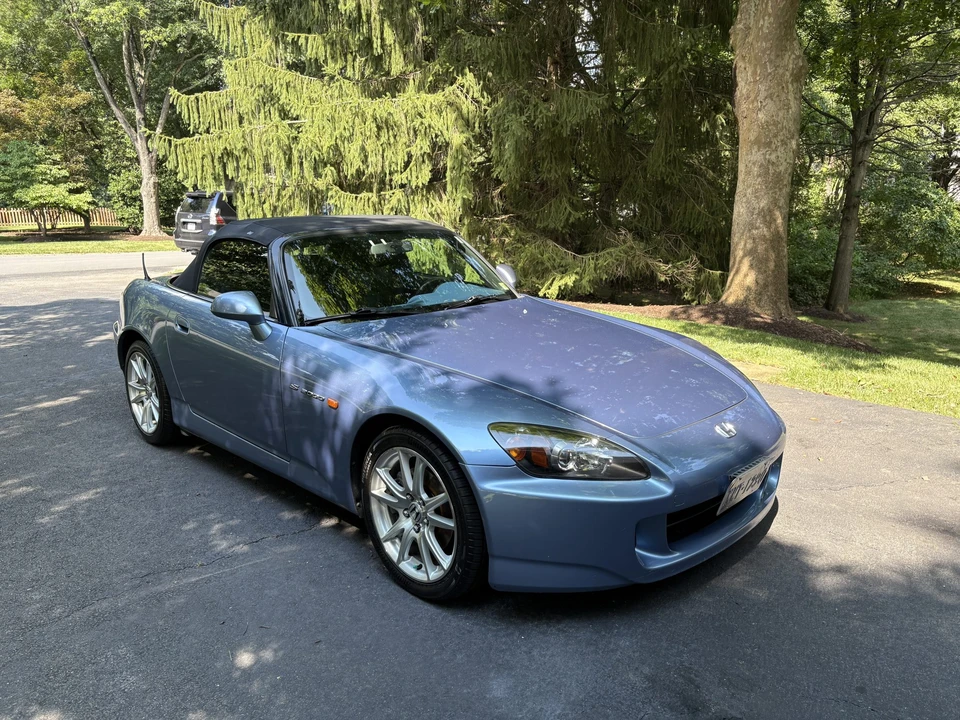 2005 Honda AP2 S2000 - Image 2 of 31