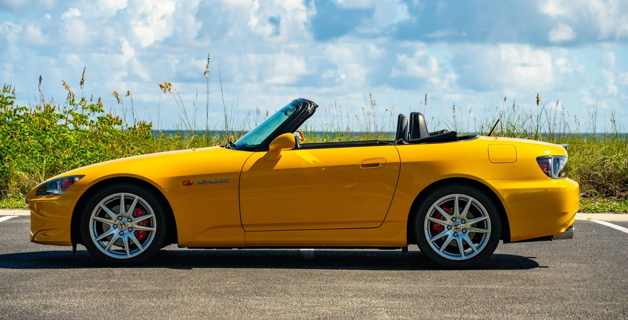 2005 Honda AP2 S2000 - Image 8 of 31