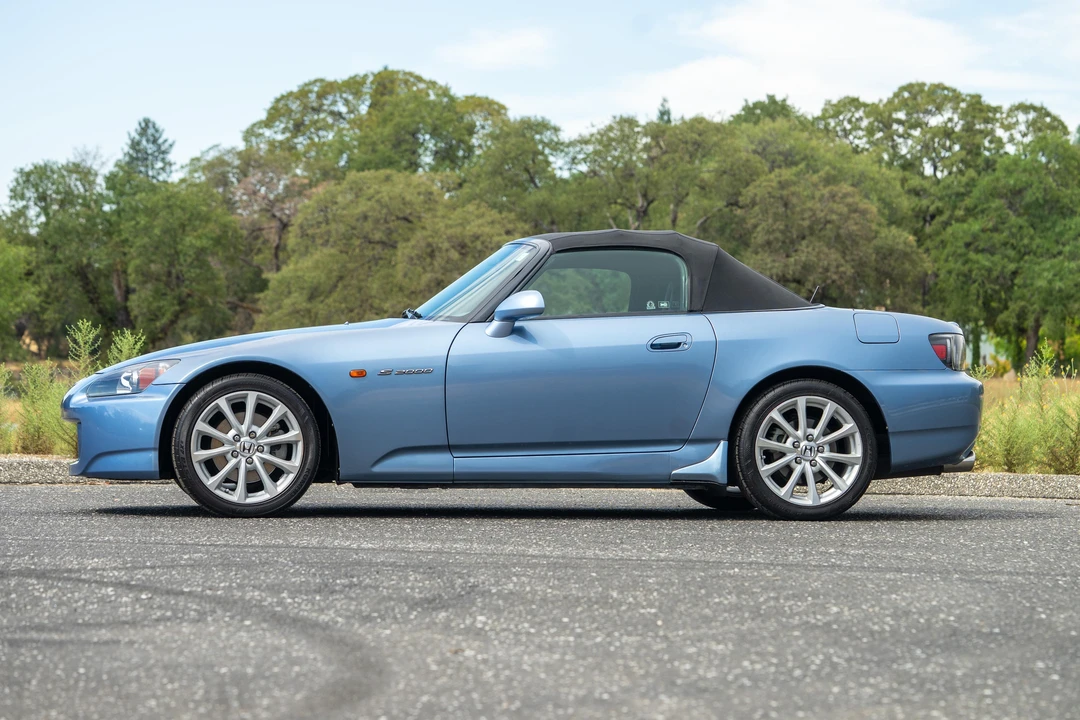 2005 Honda AP2 S2000 - Image 14 of 31