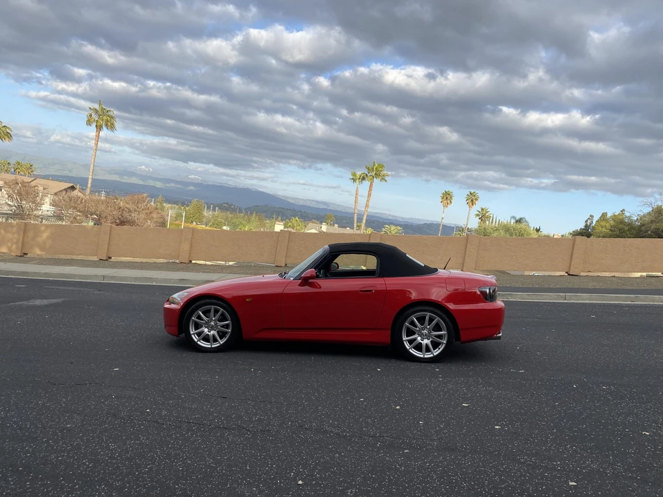 2005 Honda AP2 S2000 - Image 8 of 31