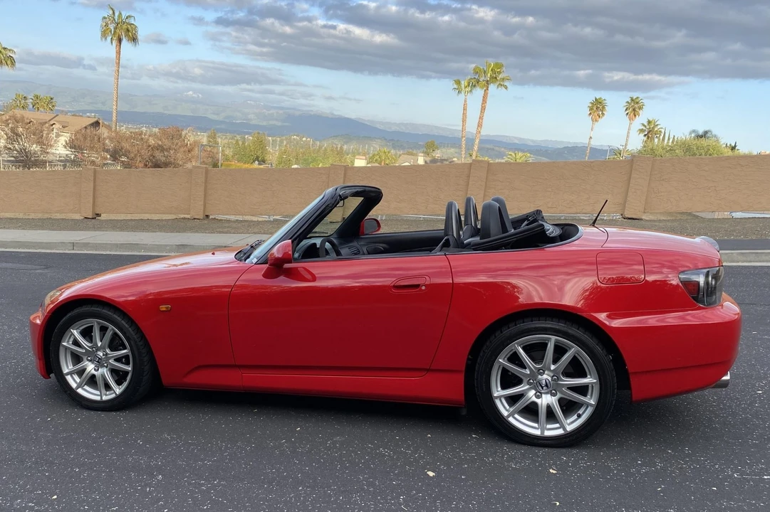 2005 Honda AP2 S2000 - Image 12 of 31