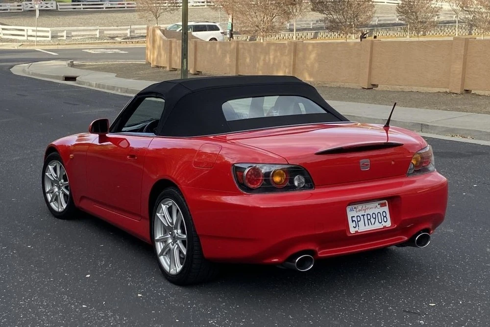 2005 Honda AP2 S2000 - Image 15 of 31