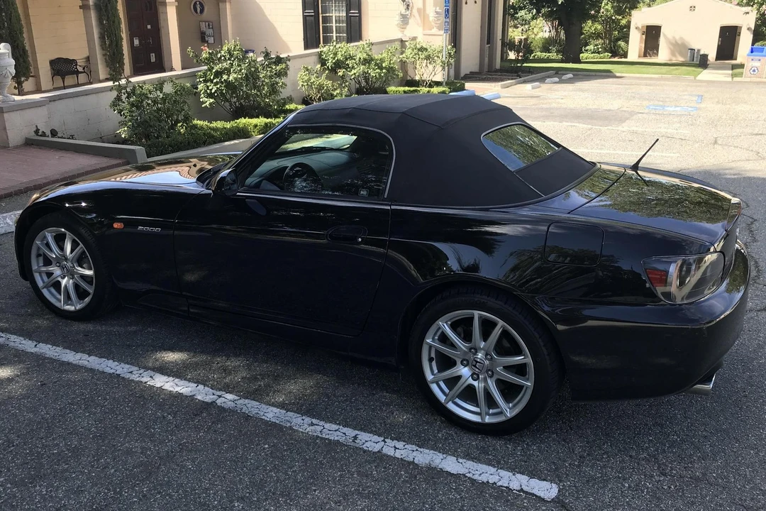 2005 Honda AP2 S2000 - Image 10 of 31