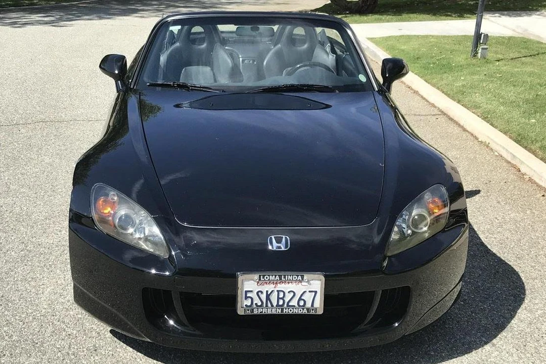 2005 Honda AP2 S2000 - Image 2 of 31