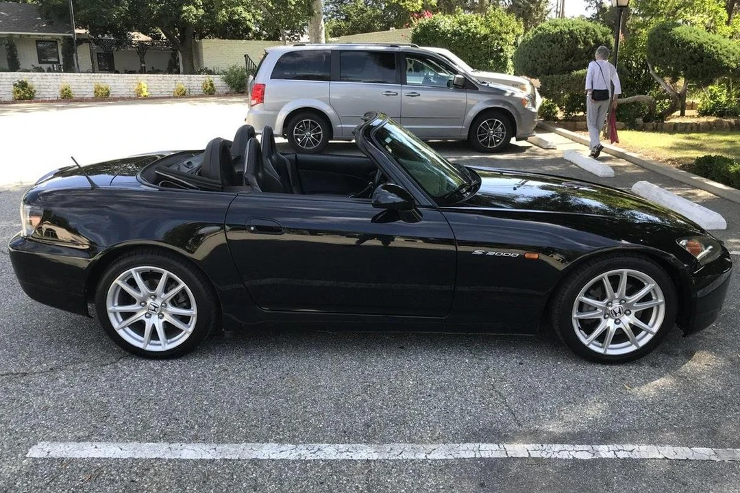 2005 Honda AP2 S2000 - Image 15 of 31