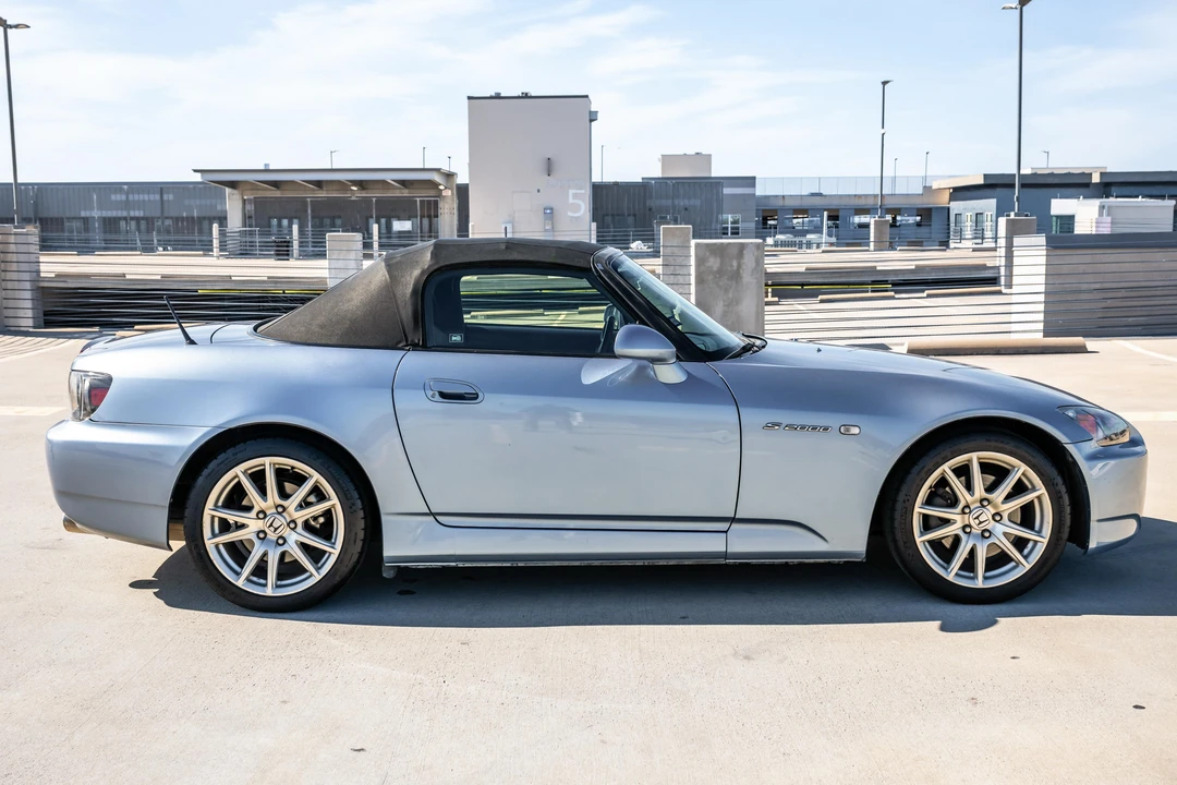 2005 Honda AP2 S2000 - Image 15 of 31