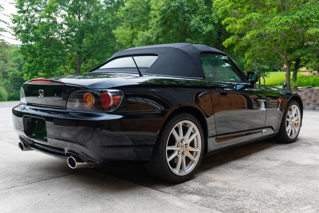 2005 Honda AP2 S2000 - Image 15 of 31