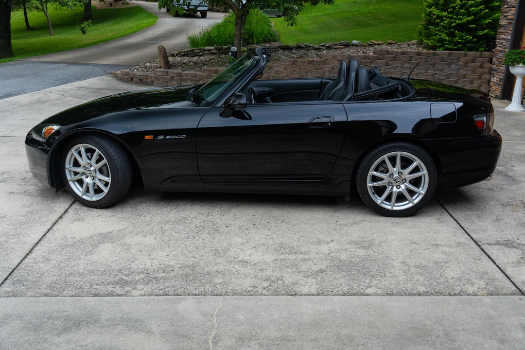 2005 Honda AP2 S2000 - Image 7 of 31