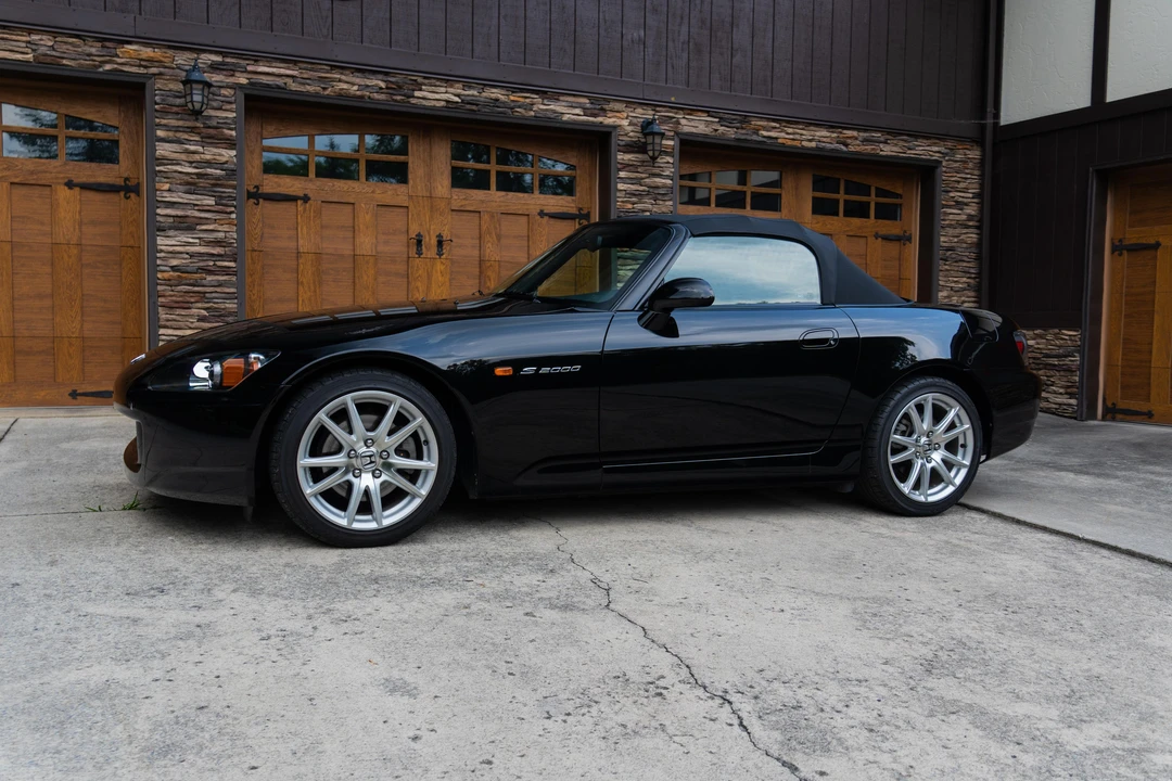 2005 Honda AP2 S2000 - Image 13 of 31