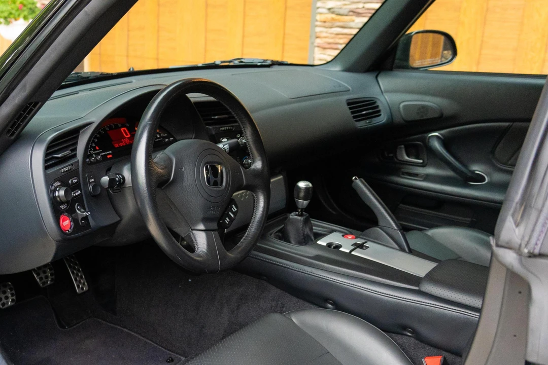 2005 Honda AP2 S2000 - Image 26 of 31