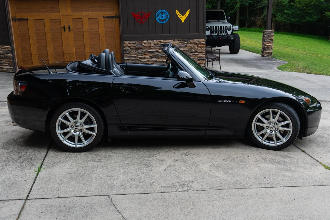 2005 Honda AP2 S2000 - Image 3 of 31