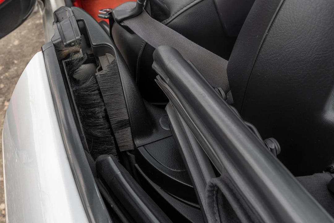 2005 Honda AP2 S2000 - Image 30 of 31
