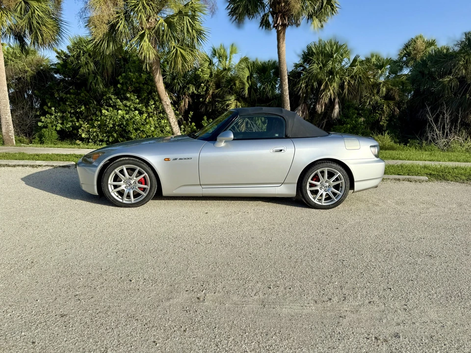 2005 Honda AP2 S2000 - Image 18 of 31