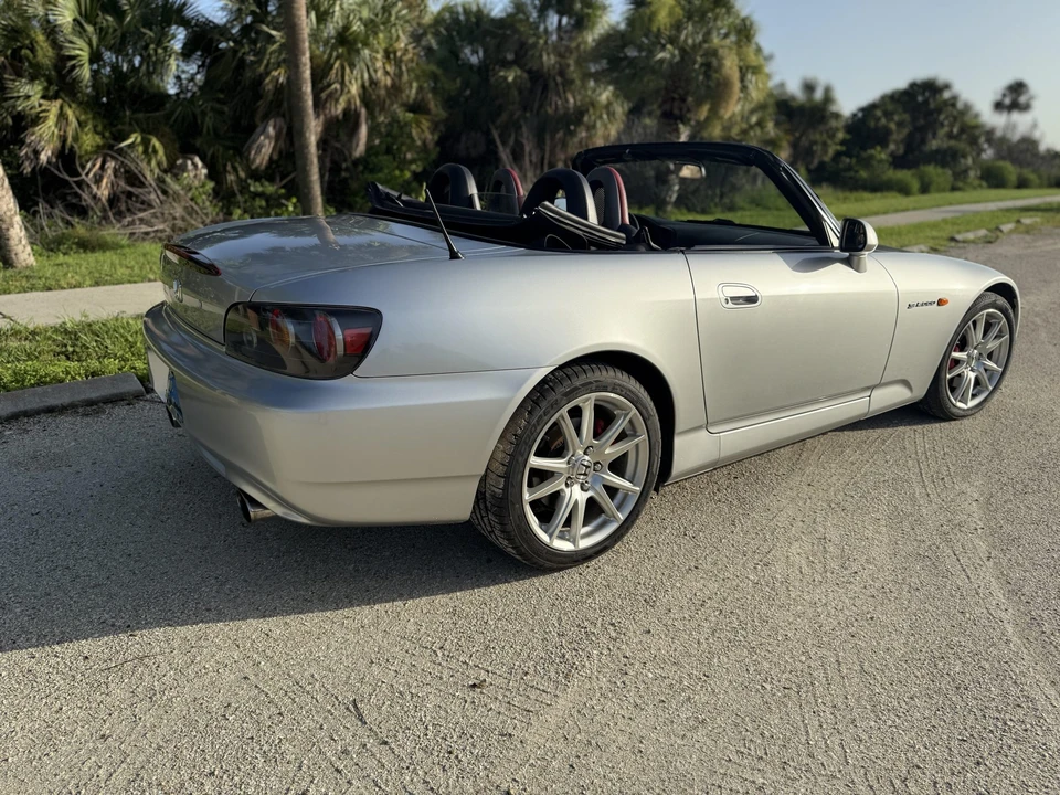 2005 Honda AP2 S2000 - Image 9 of 31
