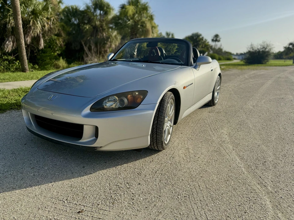 2005 Honda AP2 S2000 - Image 2 of 31