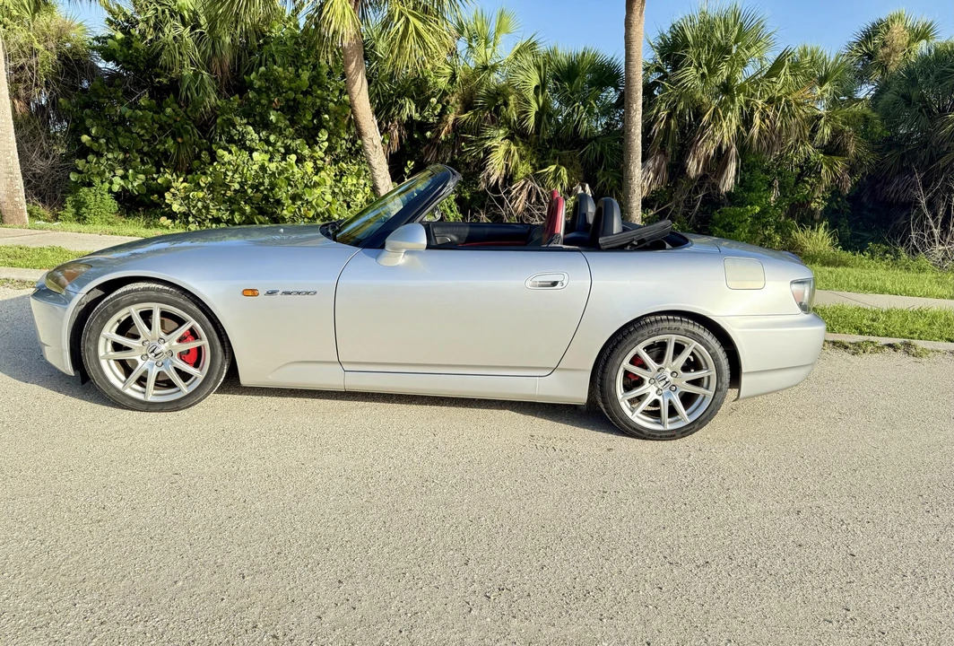 2005 Honda AP2 S2000 - Image 3 of 31