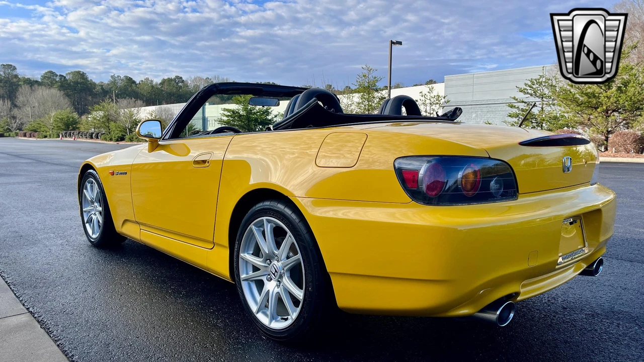 2005 Honda AP2 S2000 - Image 15 of 31