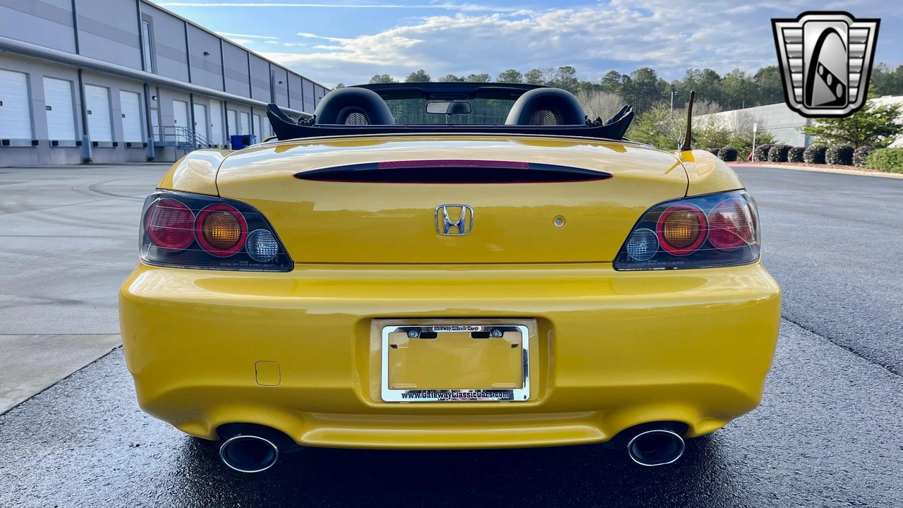 2005 Honda AP2 S2000 - Image 16 of 31