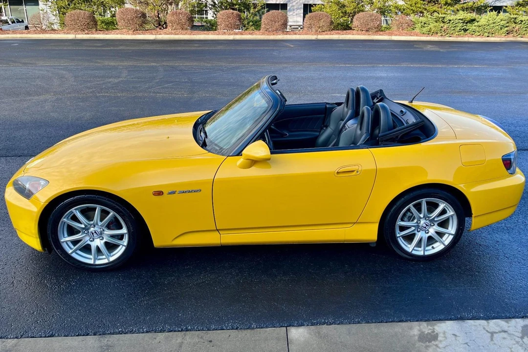 2005 Honda AP2 S2000 - Image 3 of 31