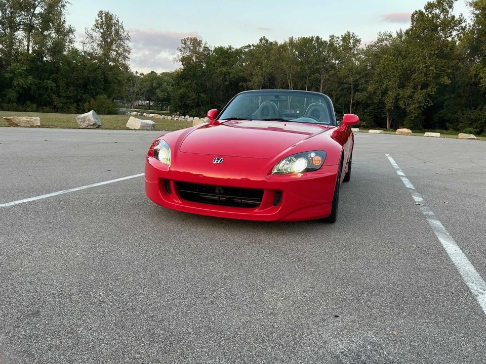 2005 Honda AP2 S2000 - Image 2 of 31
