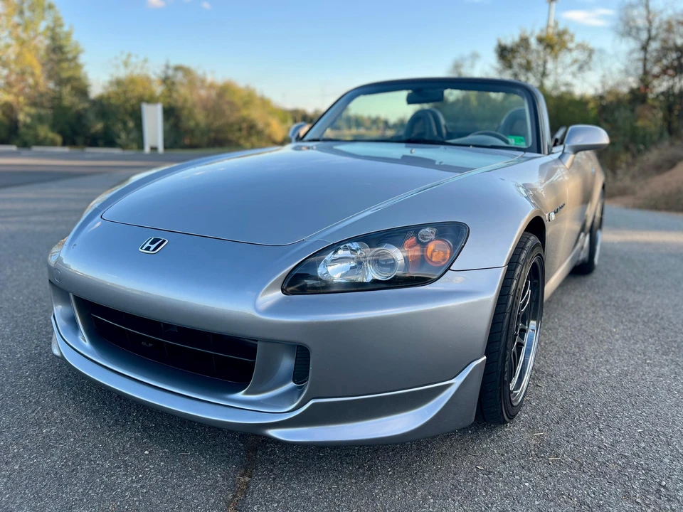 2005 Honda AP2 S2000 - Image 8 of 31
