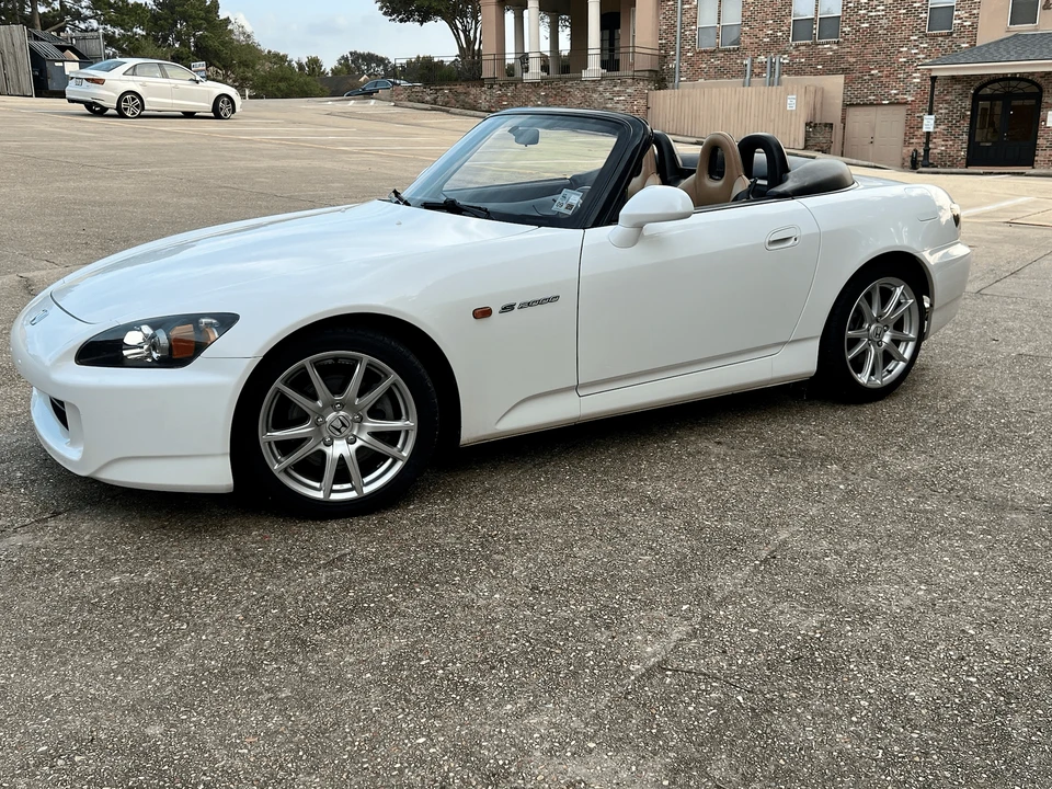 2005 Honda AP2 S2000 - Image 2 of 31