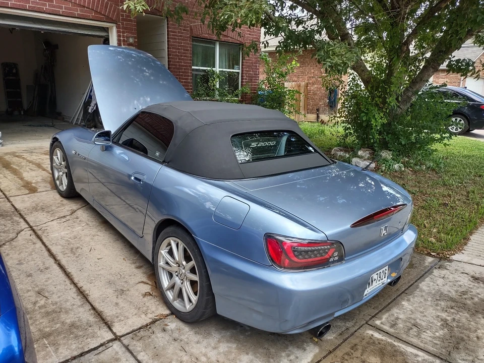 2005 Honda AP2 S2000 - Image 4 of 7