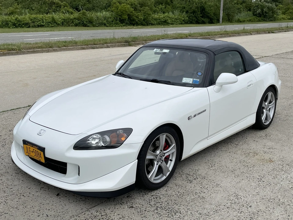 2005 Honda AP2 S2000 - Image 2 of 31